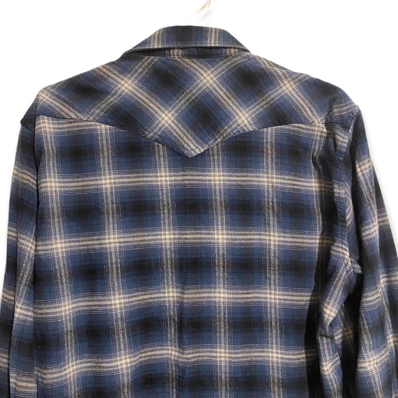 Wind River Blue Plaid Flannel Button Down Shirt - Picture 4 of 9